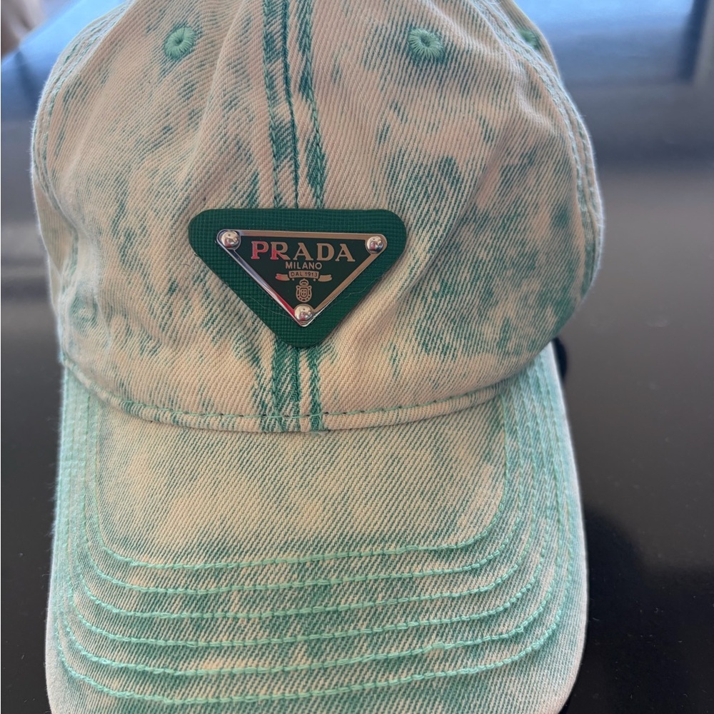 Prada patch women’s hat